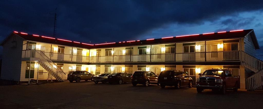 Elk Point Motel & Rv Park Exteriör bild